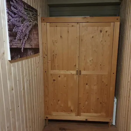 Monteur In 2 Dachgeschoss Apartmán